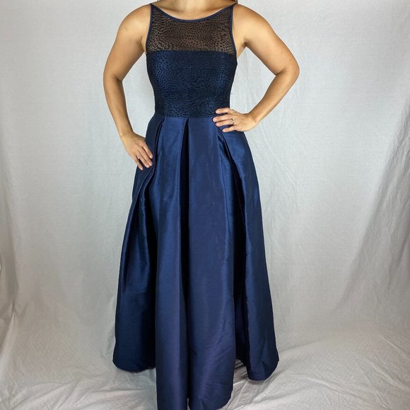 Monique Lhuillier Dresses & Skirts - Monique Lhuillier Navy Sleeveless Gown